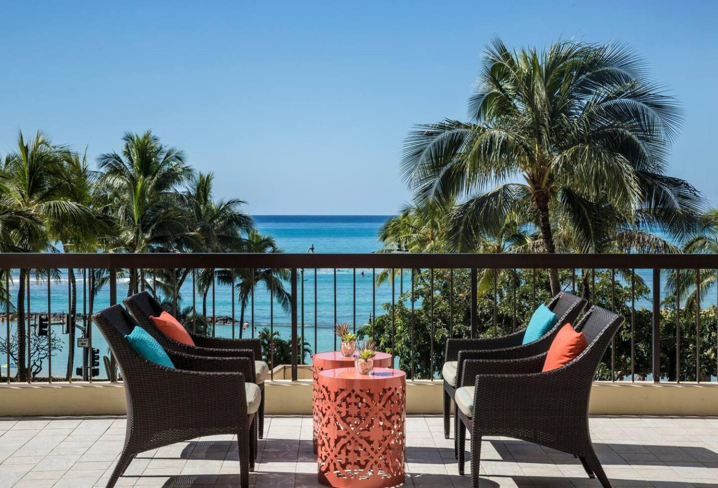 Luxury Oceanfront 2 Bedroom Apartment At Waikiki Beach Tower Honolulu Exterior foto